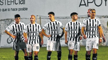 El equipo de Darío Bonjour va por su cuarto triunfo consecutivo en La Visera. Foto Matias Subat