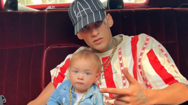 Jamaica bailó al reconocer un tema musical de su papá L-Gante. 