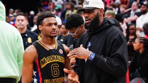El hijo de LeBron James sufrió un paro cardíaco en un entrenamiento