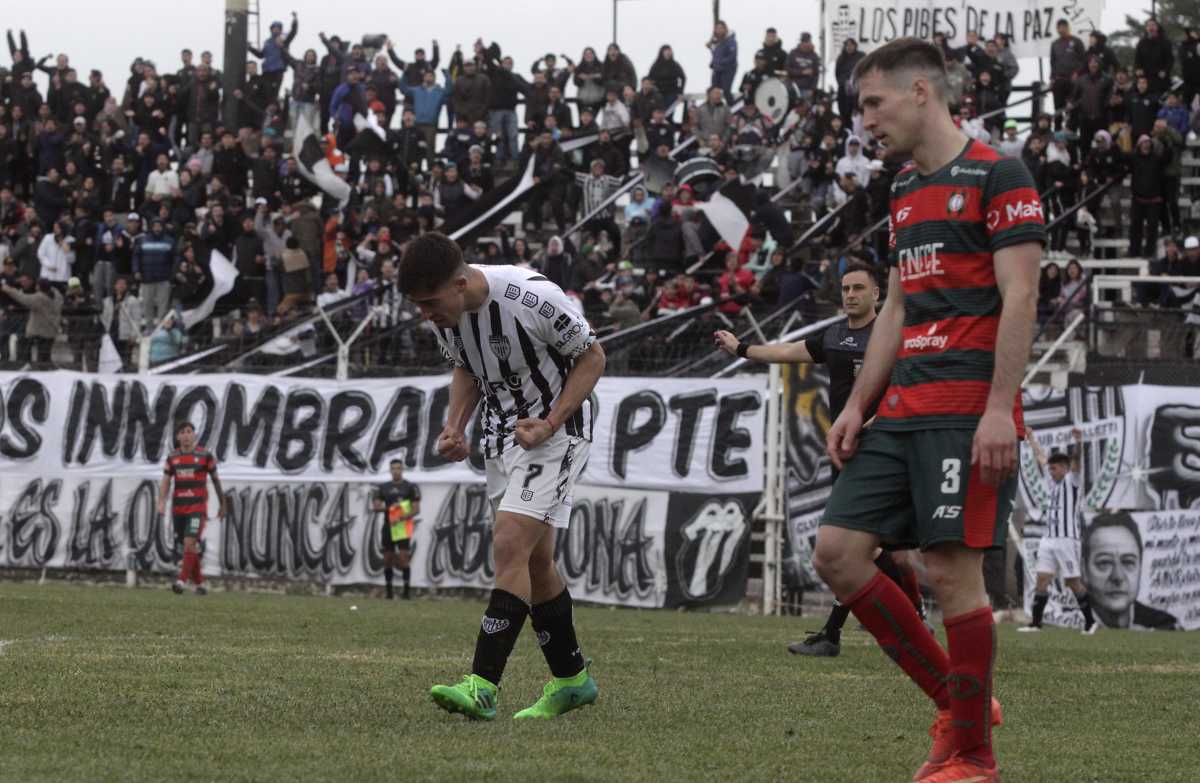 Cipo le ganó 2 a 0 a Círculo Deportivo y trepa en la tabla. (Foto: Oscar Livera)