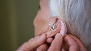 Jubilados PAMI: cómo tramitar audífonos gratis