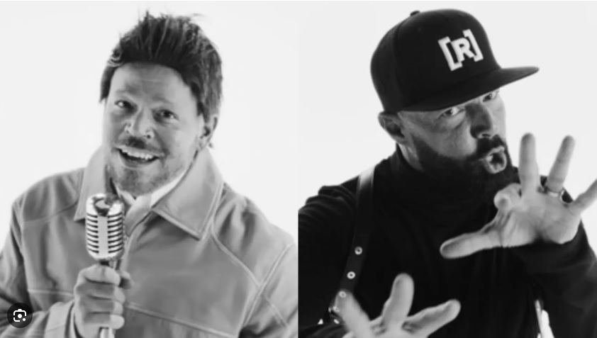 Ricky Martin participó en el videoclip del tema nuevo de René Pérez. 