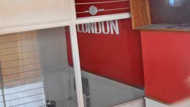 La empresa fue denunciada por padres de distintos establecimientos educativos. Foto: Juan Thomes