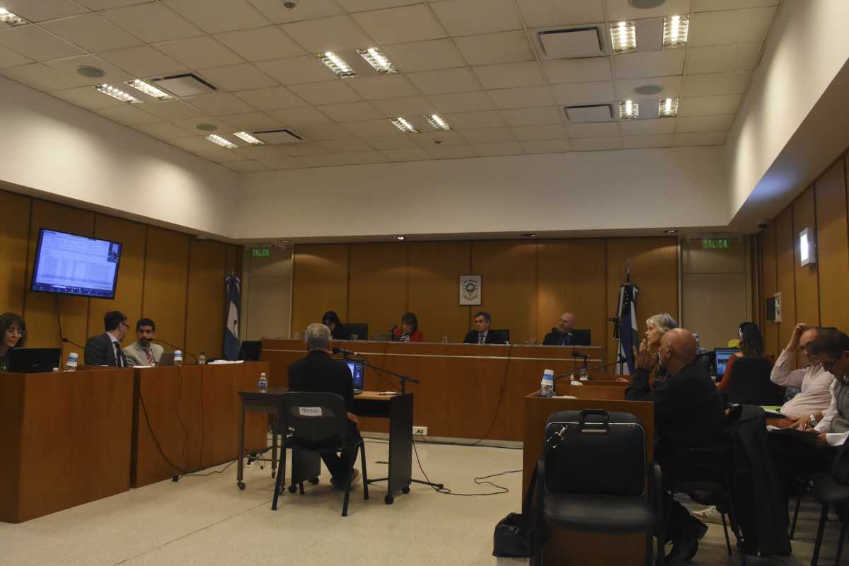 Los defensores Vila y Espeche pidieron el apartamiento de los jueces Pérez, Gatti y Garrido. (Foto: Archivo / Juan Thomes)