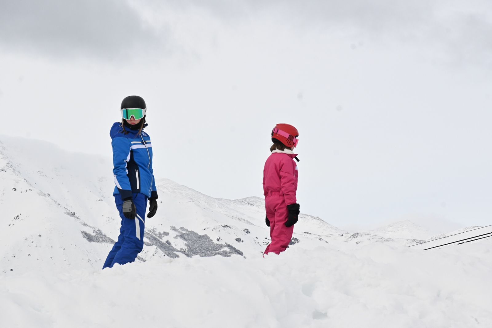 La nieve es la protagonista del invierno y las condiciones son buenas en el cerro Catedral. Foto: Chino Leiva