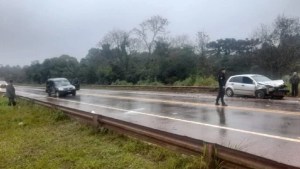 Murió una docente en un choque entre dos autos sobre la ruta nacional 14 en Misiones