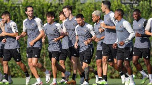 Messi entrena a puertas abiertas en Inter Miami y se pone a punto para el debut del viernes