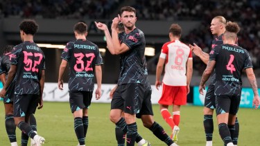 McAtee y Laporte marcaron para el equipo de Pep Guardiola.