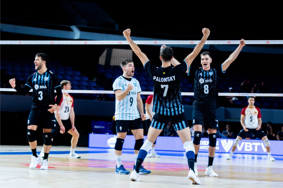 Argentina barrió a Alemania y clasificó al Final 8.