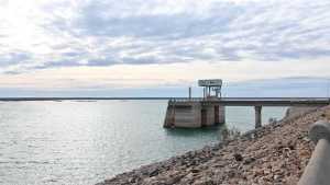 Las lluvias lo lograron: el lago de Casa Piedra volvió a crecer tras 12 años de sequía