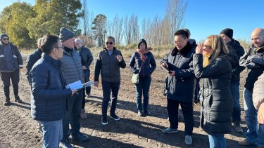 La recorrida se realizó en chacras de la zona del Idevi. Foto: gentileza.