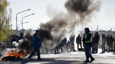 Levantan el corte en Autovía Norte en el Parque Industrial de Neuquén, pero podría volver mañana 