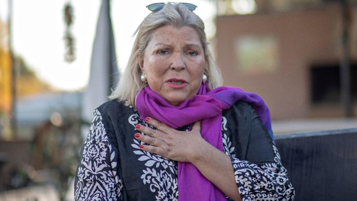 Elisa Carrió, líder de la Coalición Cívica-ARI, argumentó para no votar: "Me cansó moralmente la sociedad". 