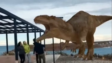 Fotos gratis con dinosaurios en movimiento, la innovadora propuesta de El Chocón
