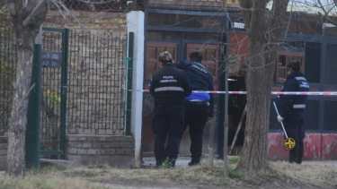 Doble crimen en  Roca: con una granada el  sospechoso robó un auto para escapar de la policía