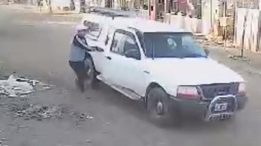 El robo ocurrió esta mañana en el barrio Anai Mapu. Foto: Screenshot.