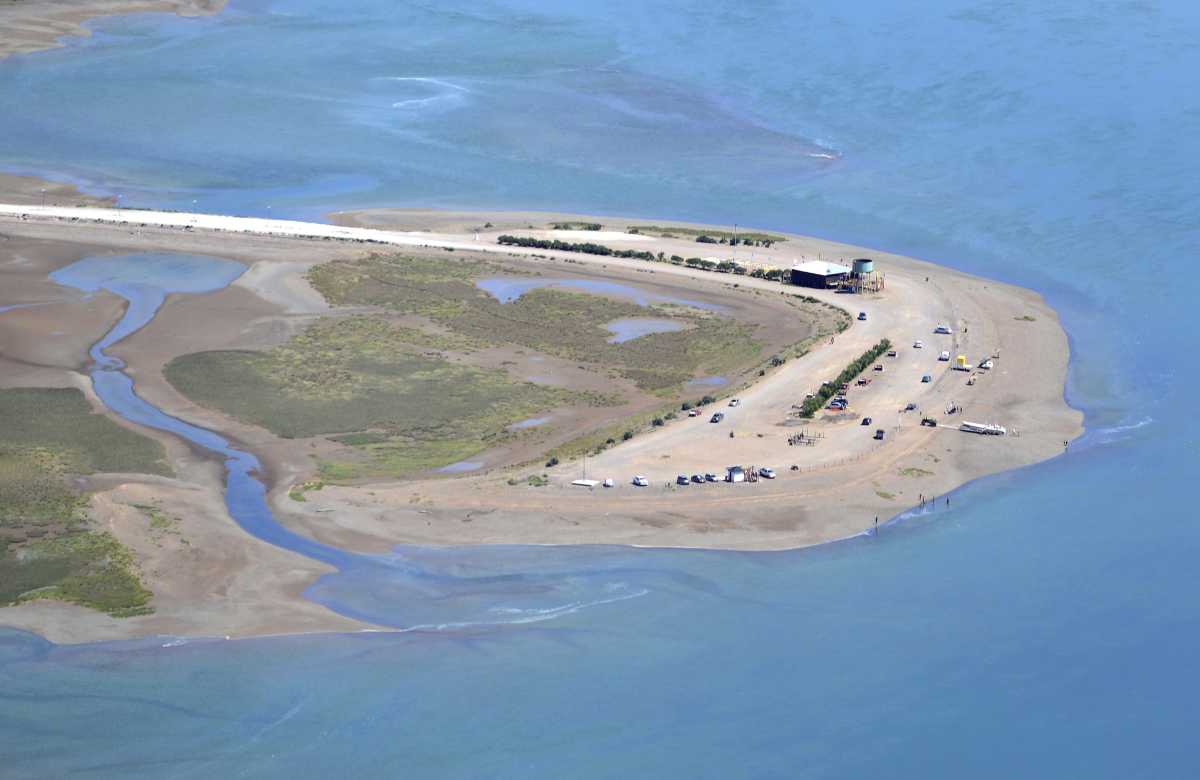 Vista aérea de Punta Verde, lugar dónde se detectó la contaminación por plásticos en el contenido estomacal de róbalos y pejerreyes. Foto: Archivo