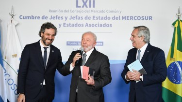 Cafiero, Lula y Alberto Fernández, en un momento de distensión. 