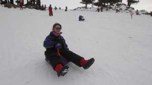 Primeros Pinos reabrirá su parque de nieve este invierno 2024 con tráilers y food trucks