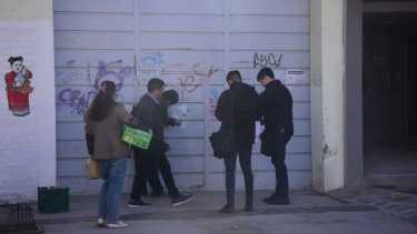 Supermercado chino, clausurado en la zona céntrica de Roca