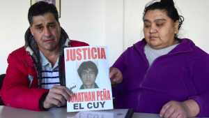 «Cerraron el caso»: no hay consuelo para la familia de Jonathan Peña, a once años del crimen