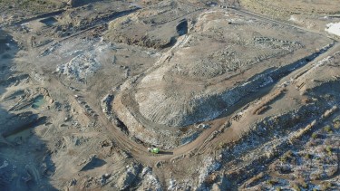 Así se ve el basural de Bariloche, desde al aire, a partir del trabajos de las máquinas. Foto: gentileza