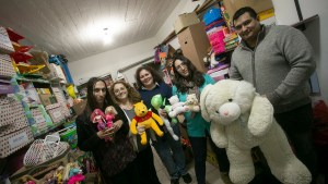 El “hospital de juguetes” y su gran tarea solidaria en Viedma