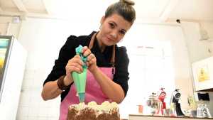 “Majo” Marini, la pastelera que revolucionó la hora del té en Viedma