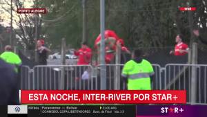 Video| Hinchas del Inter intentaron agredir a fanáticos de River en la previa del partido en Brasil