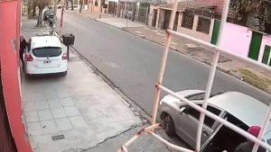 Un conductor intentó escapar de un robo en La Matanza, pero atropelló a su vecina: «No la vi»