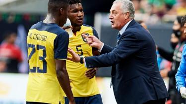 Alfaro dirigió al elenco ecuatoriano desde el 2020 hasta que quedó afuera del Mundial Qatar 2022.