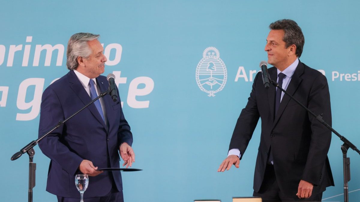 Un año atrás. El presidente Alberto Fernández durante la jura de Sergio Massa como ministro de Economía de la Nación. Foto: Casa Rosada.