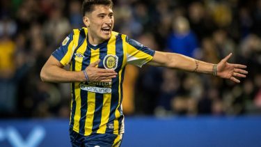 Alejo Véliz, de 19 años, tiene todo acordado para llevar sus goles a Inglaterra.