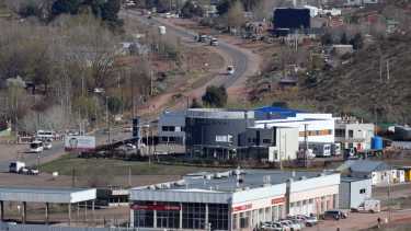 Añelo es la localidad cabecera de Vaca Muerta. Según el informe de Salud, hay baja proporción de médicos por habitantes. Foto: Matías Subat.