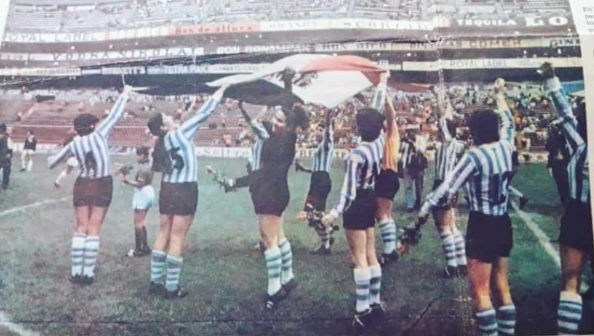 Argentina derrotó 4-1 a Inglaterra en el Mundial no oficial de México en 1971.