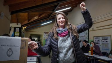 Alhue Gavuzzo, se convirtió en la candidata a diputada nacional por el Frente de Izquierda. Foto: Marcelo Martinez