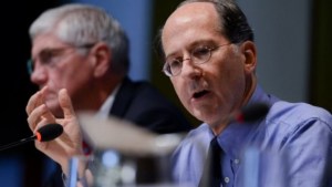 Economistas norteamericanos criticaron la dolarización propuesta por Milei: «Es una terrible idea»