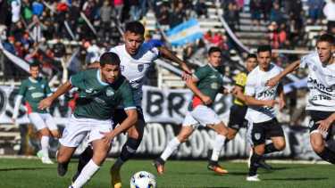 En el primer partido en La Visera del actual torneo, Sol de Mayo se quedó con la victoria por 1-0. (Foto: Archivo)
