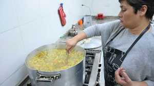 Comedores escolares de Roca en riesgo por la falta de alimentos frescos