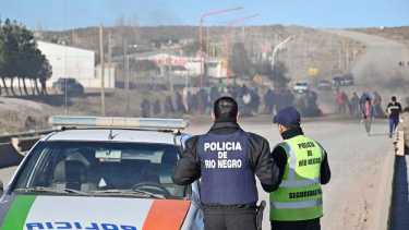 Amenazó de muerte a su expareja y la policía lo detuvo con el arma en Balsa Las Perlas