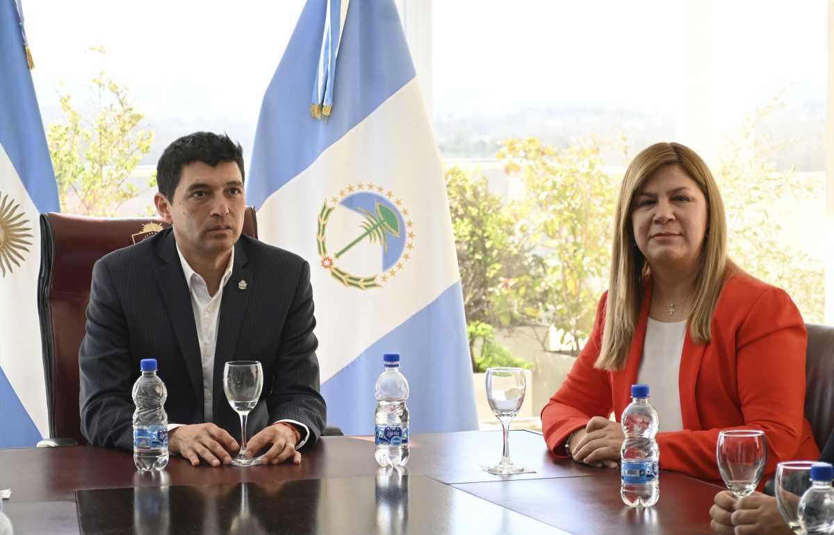 El vicegobernador saliente y la electa se reunieron en el contexto de la transición. Foto Florencia Salto.