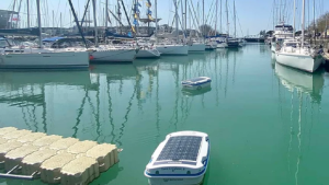 Para limpiar los puertos de plásticos, un argentino inventó un robot ecológico que utiliza IA