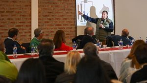 Weretilneck dice que deberá “empezar de cero con la Policía” porque “está destruida”