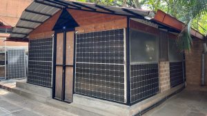 India: investigadores proponen incorporar paneles solares usados como material de construcción