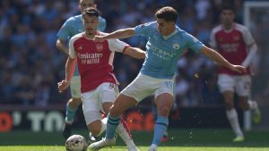Con Julián Álvarez de titular, Arsenal venció a Manchester City y ganó la Community Shield