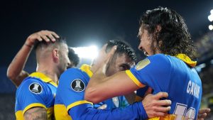 El equipo que entrenó Boca para recibir a Platense con Cavani y Benedetto