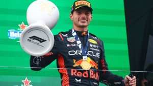Bajo la lluvia, Verstappen logró su noveno triunfo seguido en la Fórmula 1