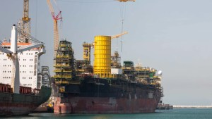 Offshore: Eni inició la primera producción de gas y petróleo libre de emisiones en África