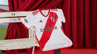 El elenco saldrá a la cancha con la camiseta este domingo frente al Guapo.