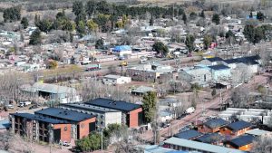 Añelo en emergencia habitacional: alquilar puede costar hasta un millón y medio de pesos